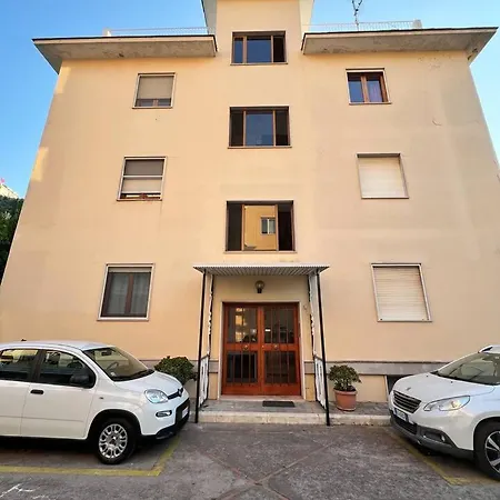 Garden View Prestige شقة
